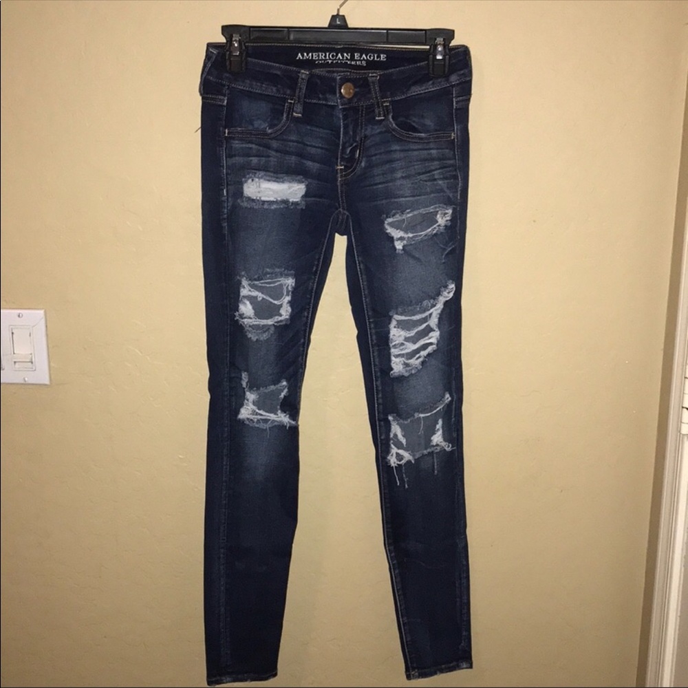 American Eagle ripped jeggings